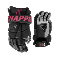 Knapper AK7 Ball Hockey Gloves 17 Knapper AK7 Ball Hockey Gloves -Pro Hockey Supplies Knapper gants AK7 noir rose 900x 2787e387 8295 4d6f 8023 dfd6fab88377